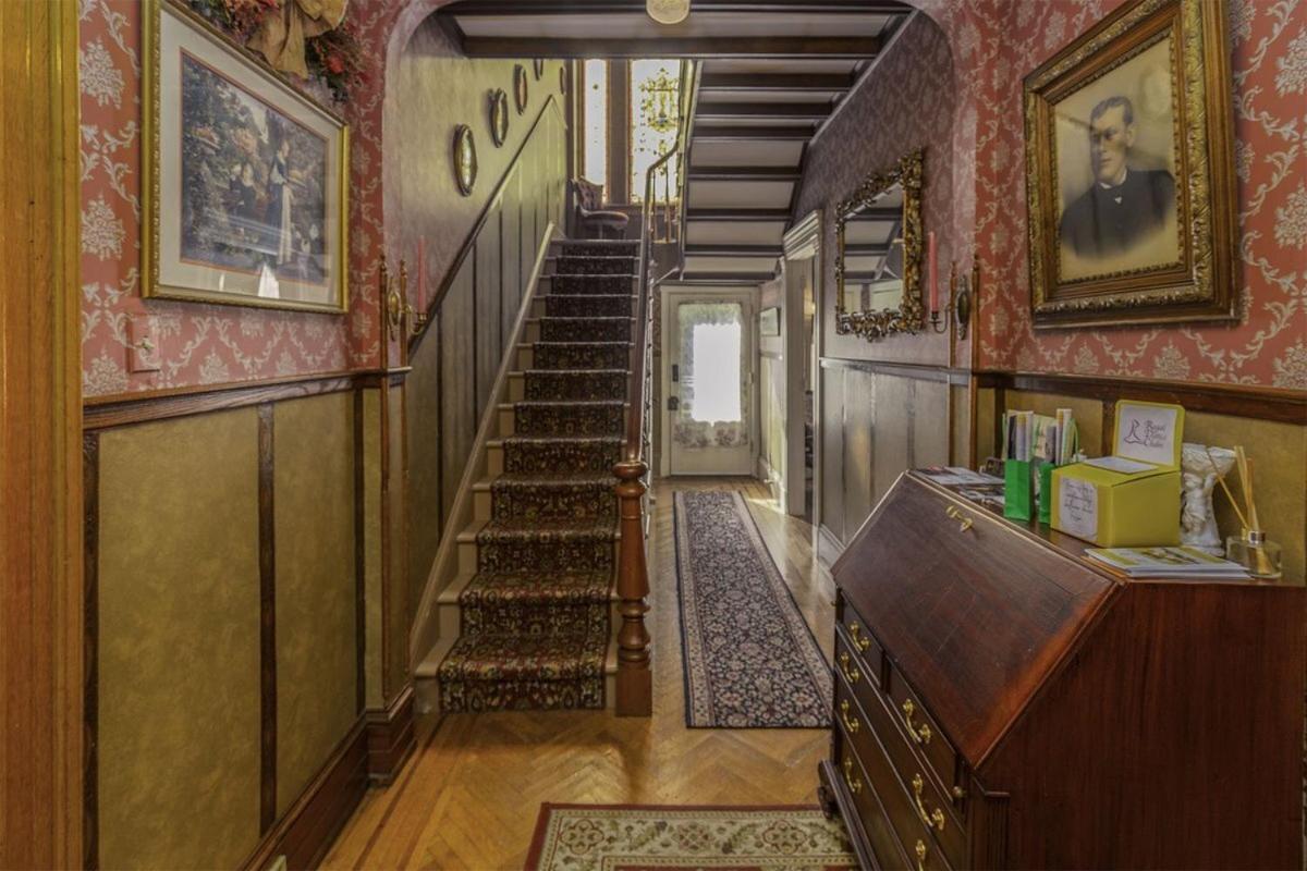 Bed and Breakfast The Emig Mansion Йорк Экстерьер фото