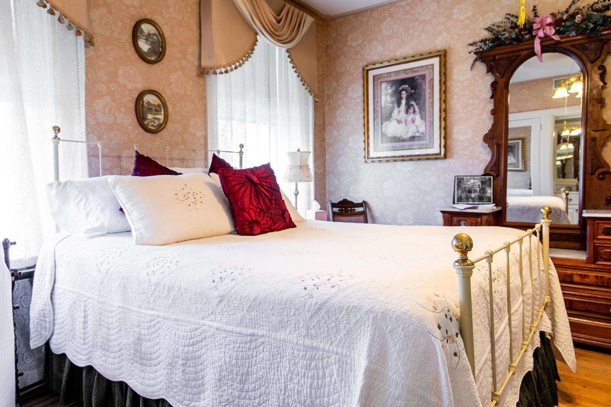 Bed and Breakfast The Emig Mansion Йорк Номер фото